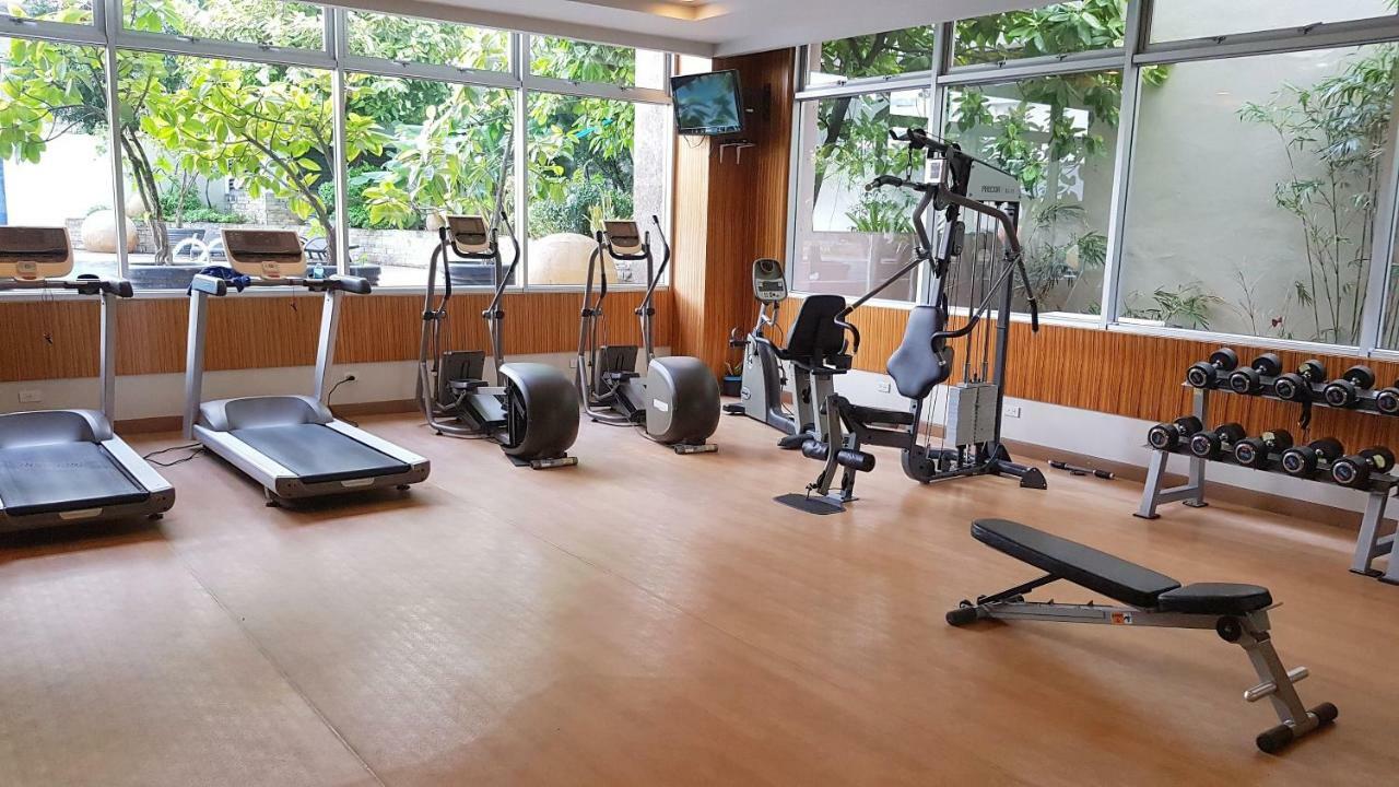 Avalon Condominium Cebu Bagian luar foto